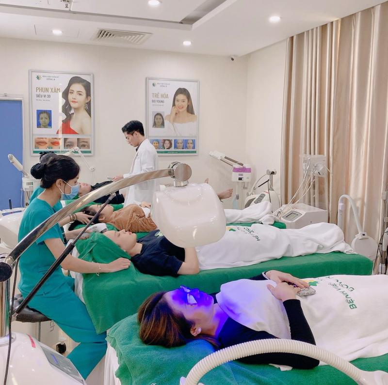 Bệnh Viện Thẩm Mỹ Đông Á