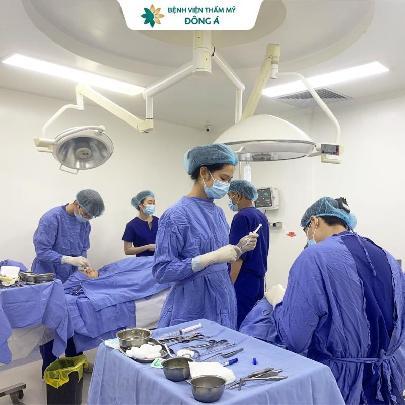 Bệnh Viện Thẩm Mỹ Đông Á
