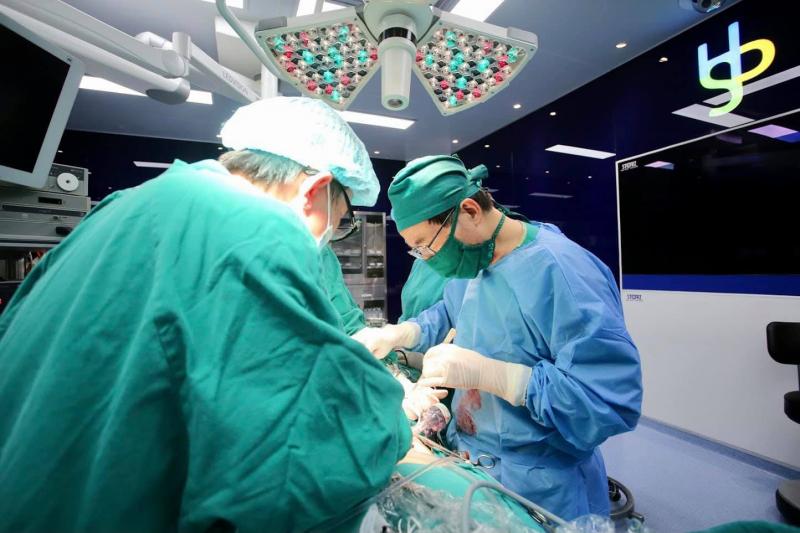 Bệnh viện Xanh Pôn - Trung tâm kỹ thuật cao và tiêu hóa