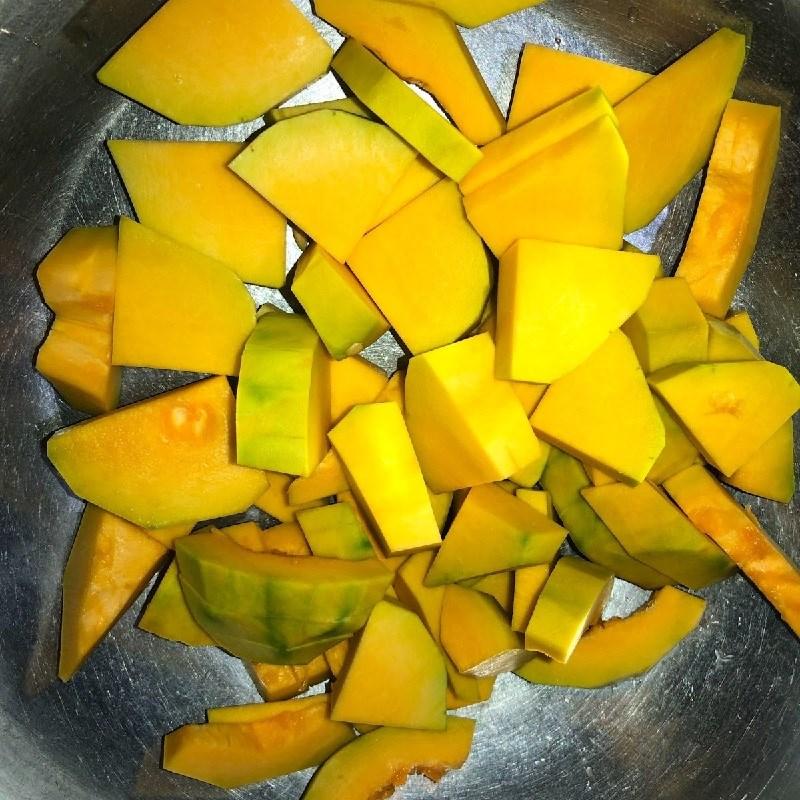 Bí đỏ xào tôm khô