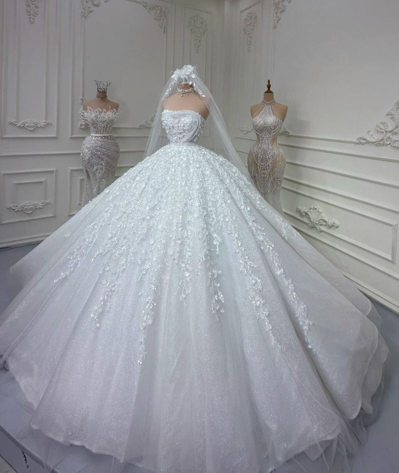 Bi Nguyen Bridal