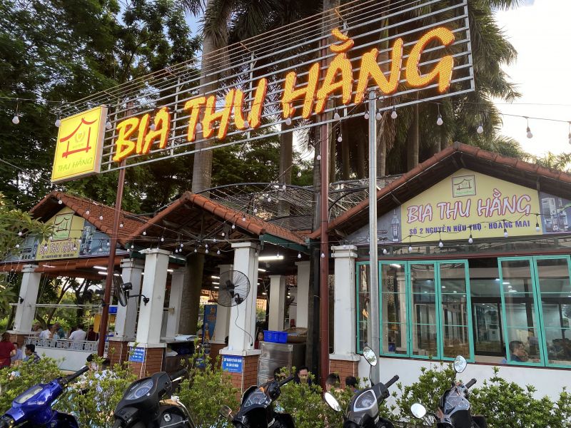 Bia Thu Hằng