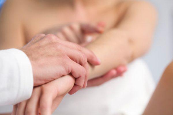Biến chứng viêm da cơ địa