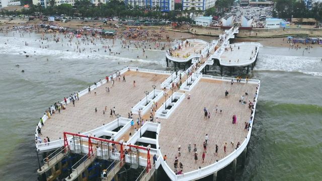 Cảnh  biển Hải Tiến