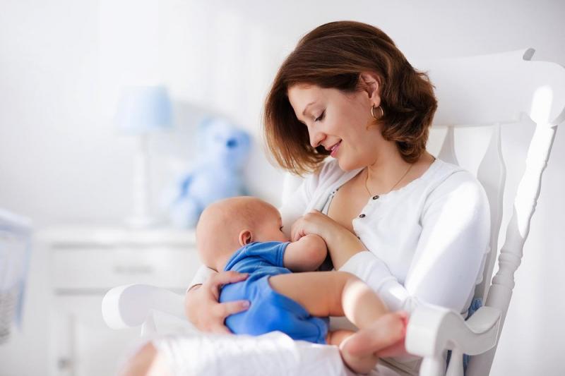 Kéo dài thời gian cho con bú sữa mẹ