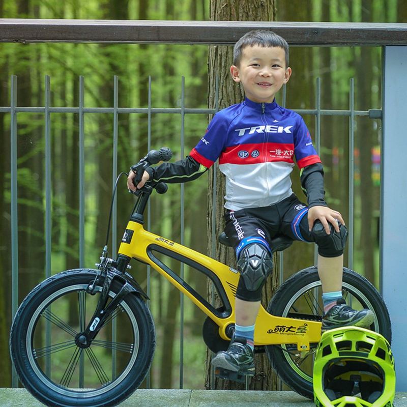 Bike2School