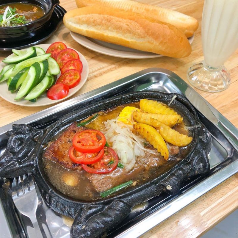 Bánh Mì Lộc - Quan Nhân