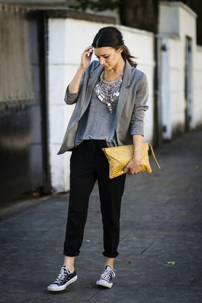 Blazer dáng ngắn + quần thể thao