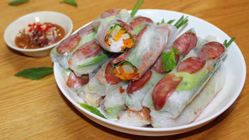 Món cuốn: Bò bía mặn
