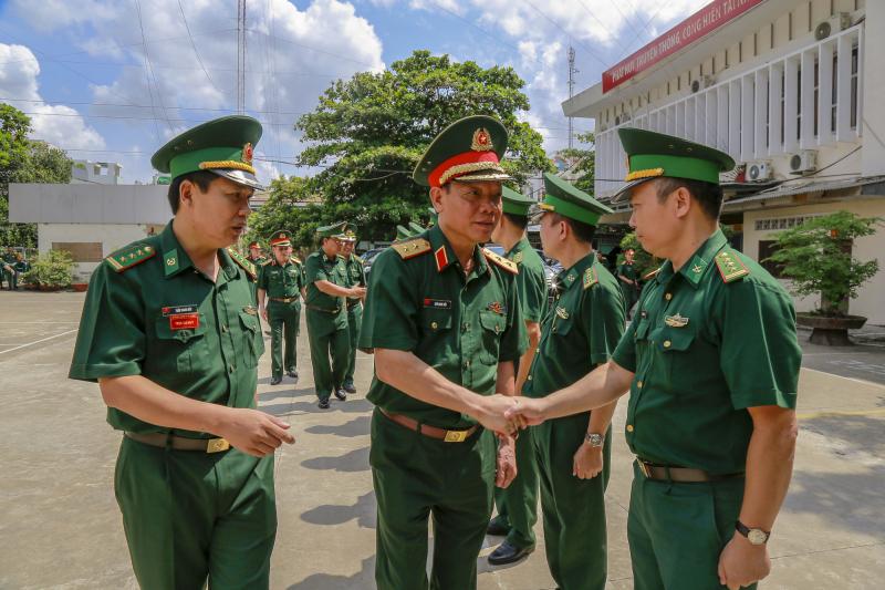 Bộ đội biên phòng vất vả, áp lực
