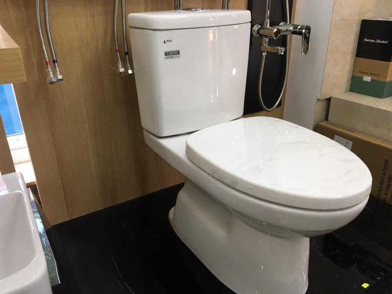 Bồn cầu vệ sinh INAX