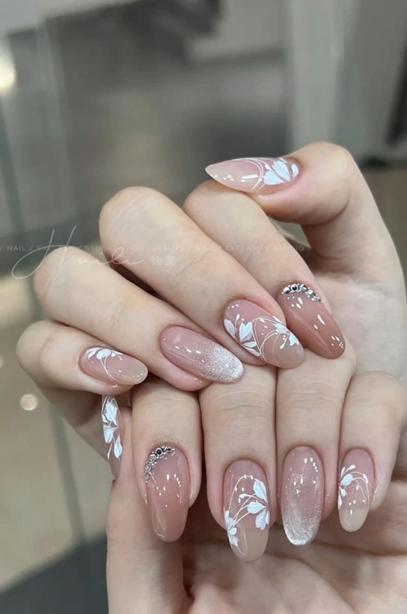 ﻿Bông Nail