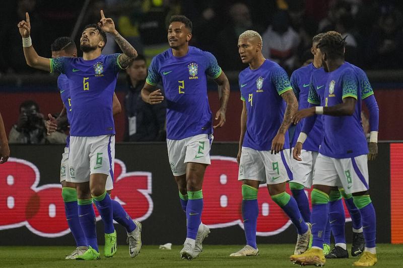 Brazil Sân khách