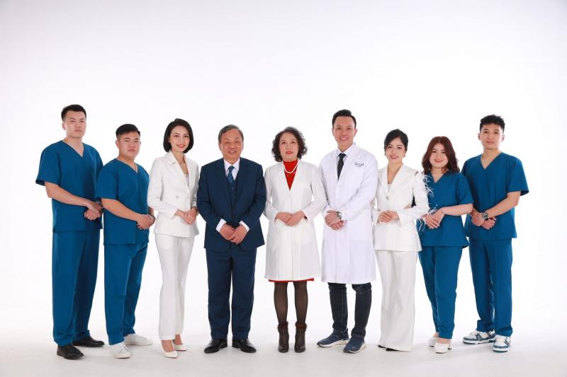 Tiến sỹ/Bác sỹ Da liễu Nguyễn Thị Lai và các cộng sự