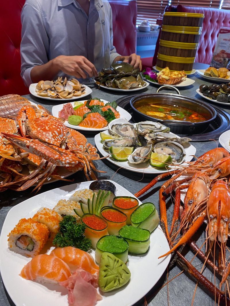 Hải sản Cửu Vân Long