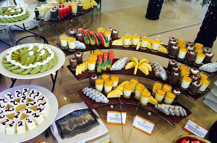 Buffet Sen Việt