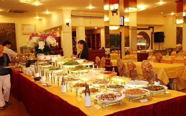 Hương Sen Hotel
