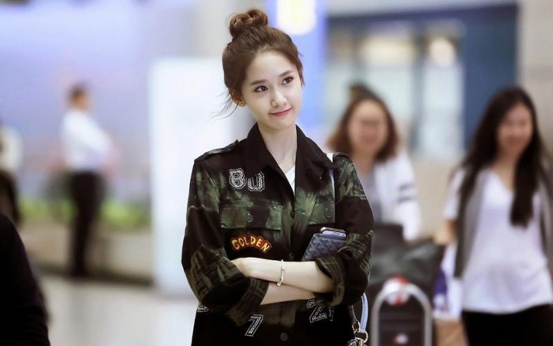 Thành viên Yoona (SNSD) búi tóc củ tỏi dễ thương không nào?