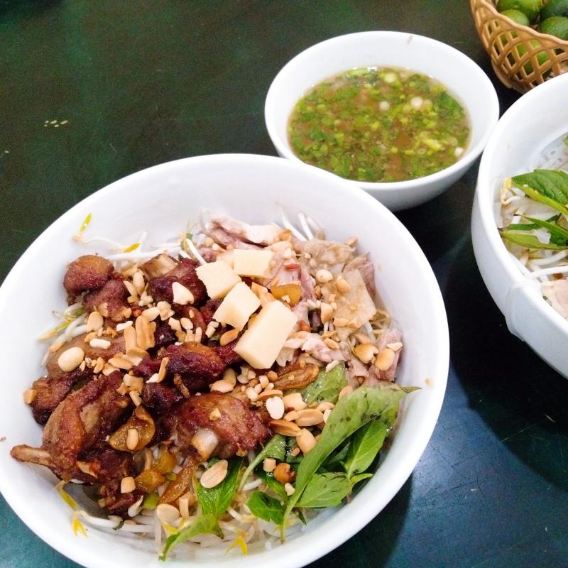 Quán Ngan Trăm Món Yến Phương