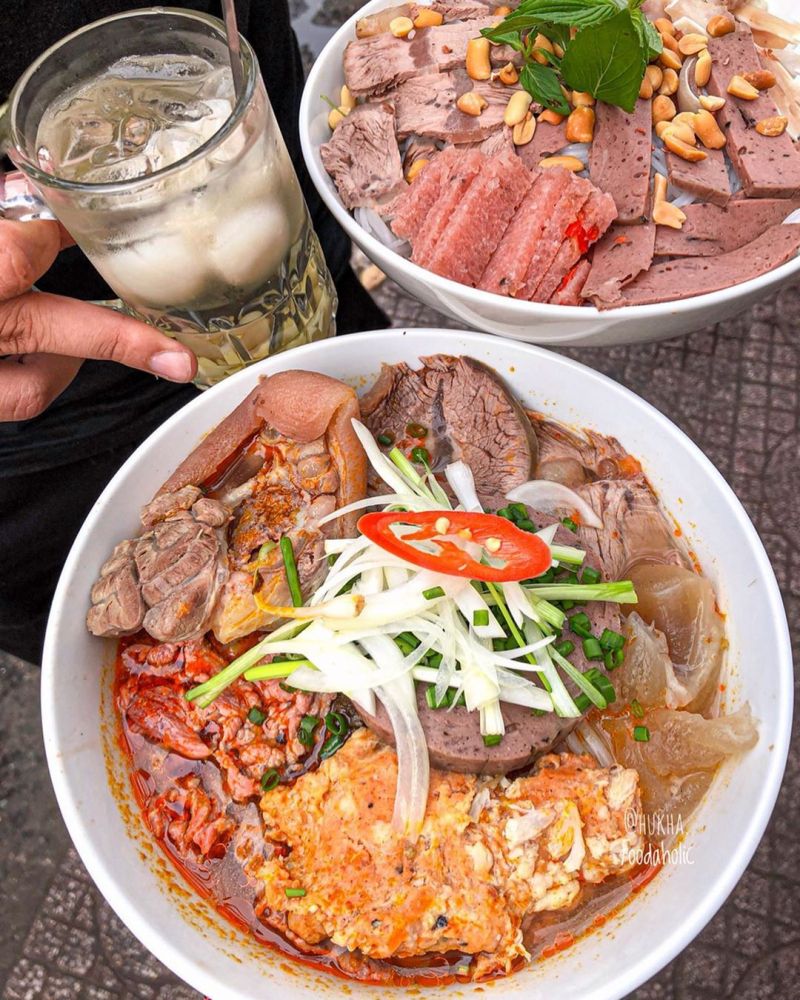 Bún bò Huế