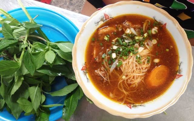 Bún Bò & Bò Kho Đồng Đen