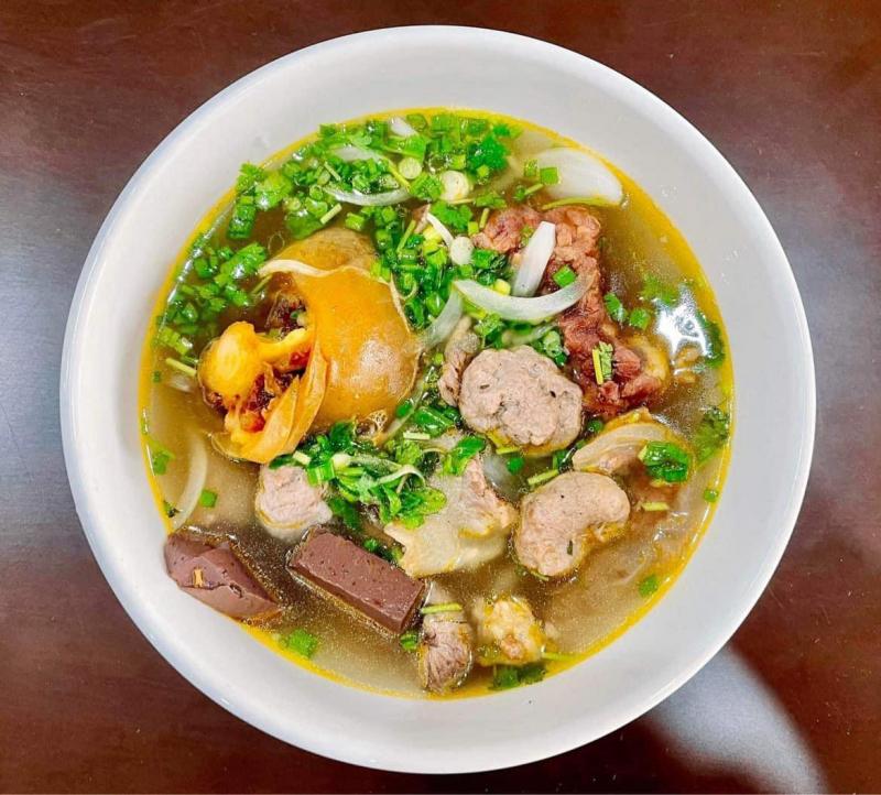 Bún Bò Cô Liên