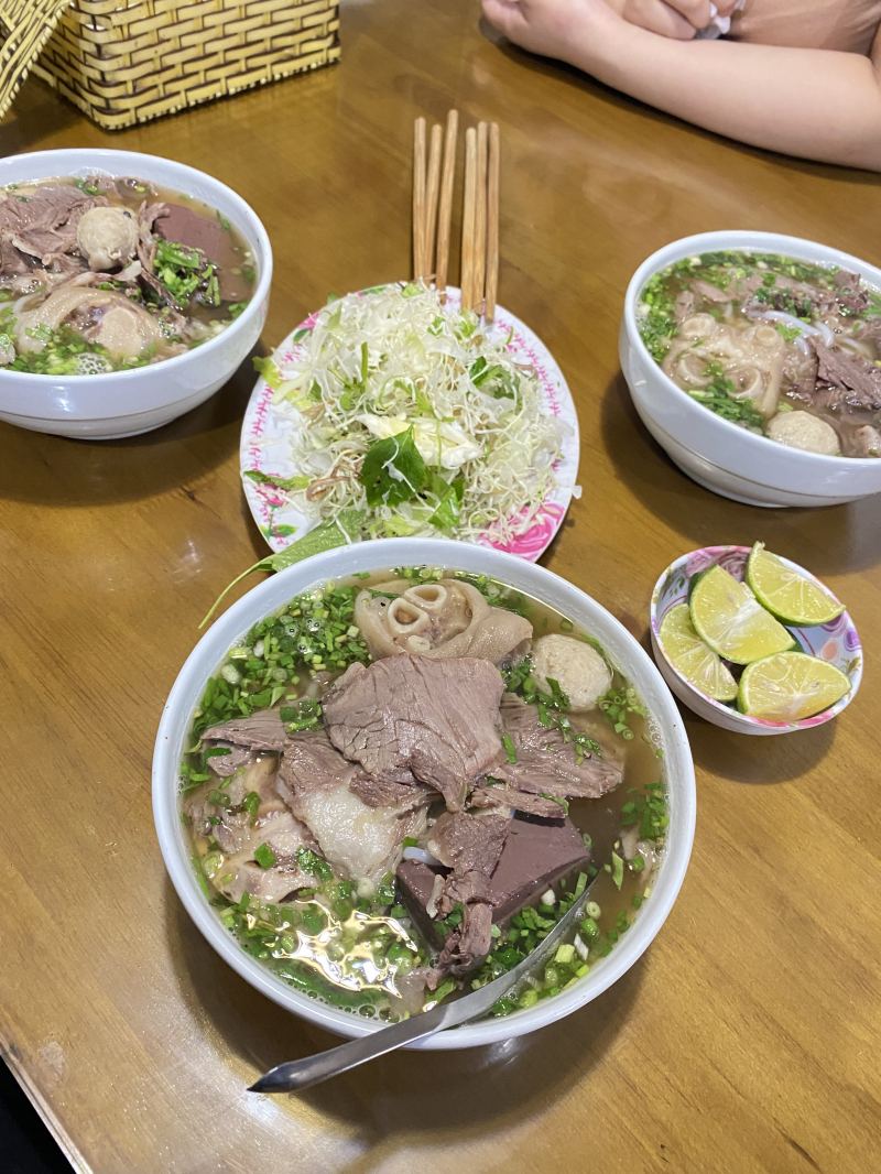 Bún bò Huế Thảo Sơn Quán
