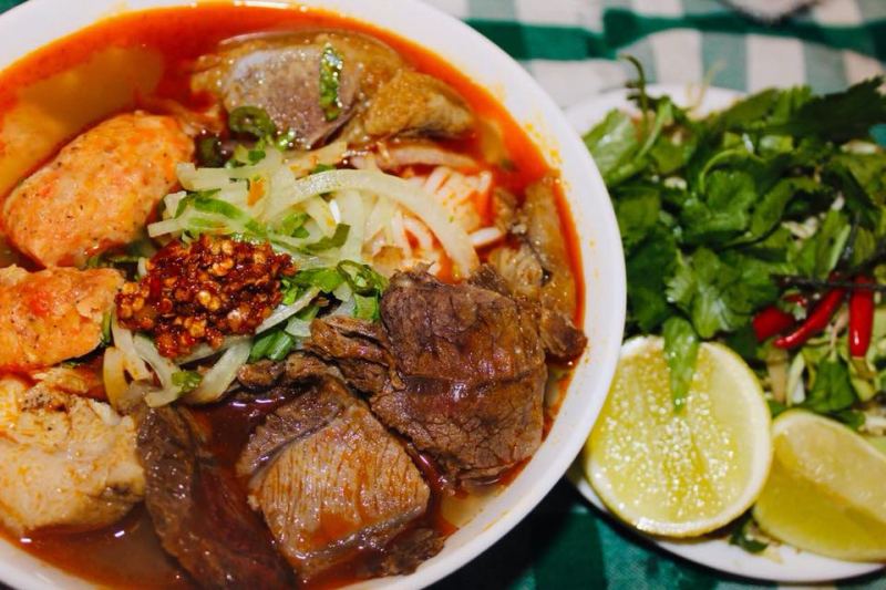 Bún bò Huế