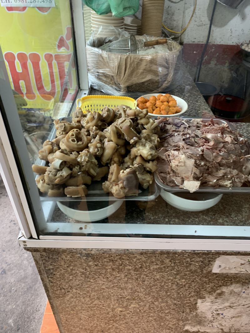 Bún bò Huế Hưng Còi