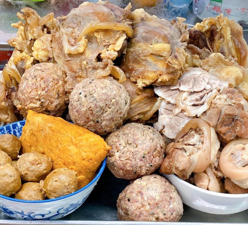 Bún Bò Gân Xí Quách