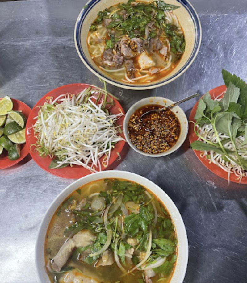 Bún Bò Huế Lam Sơn
