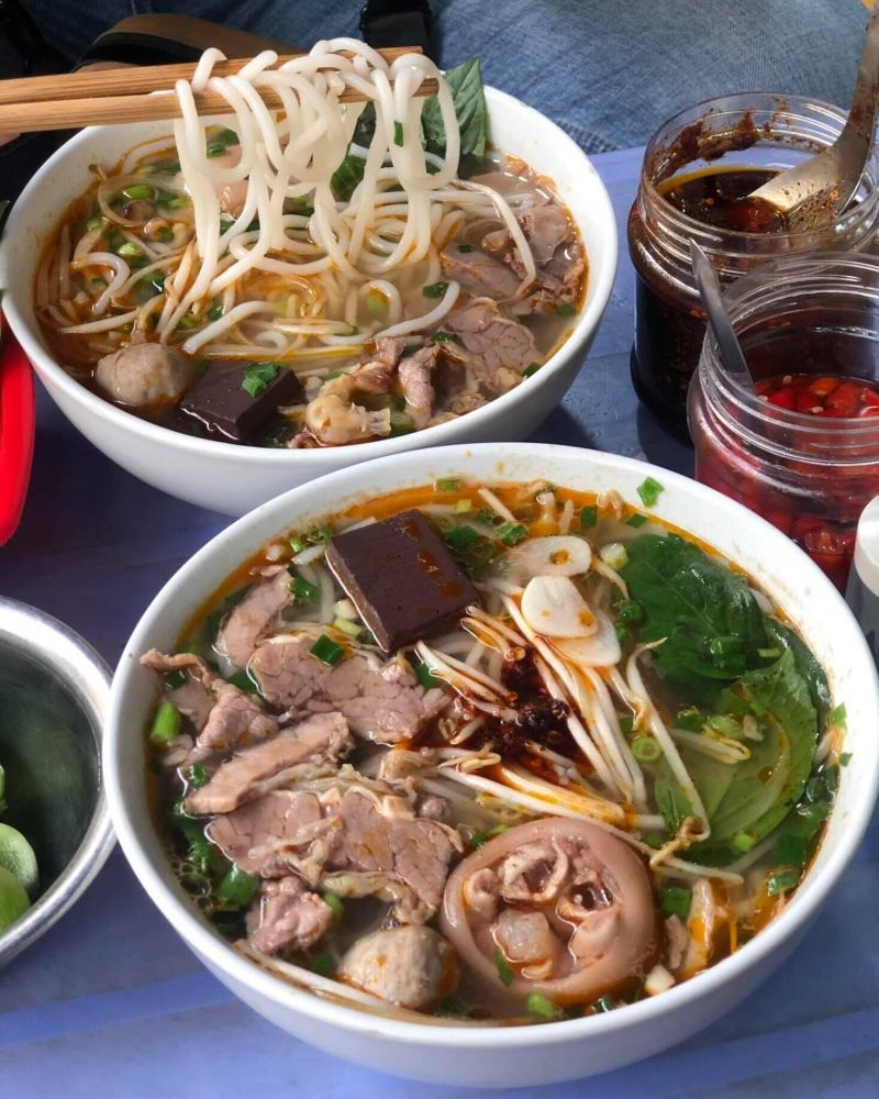 Bún Bò Huế O Mỵ
