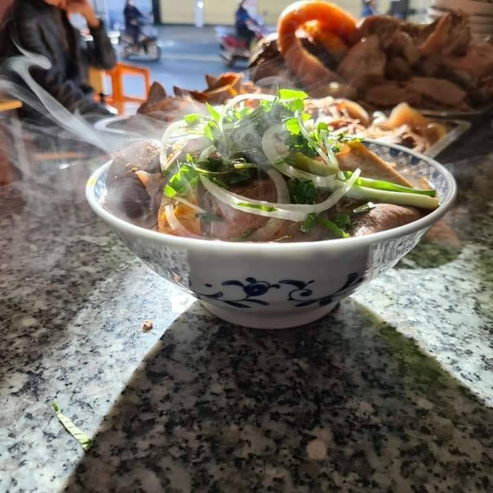Bún Bò Huế O Năm