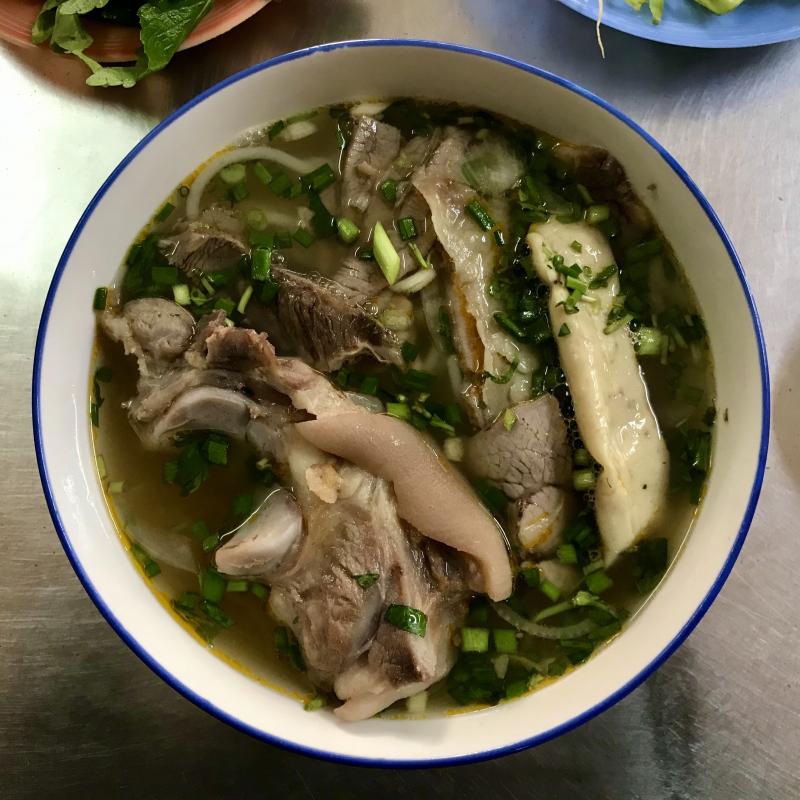 Bún bò Huế Quán xưa