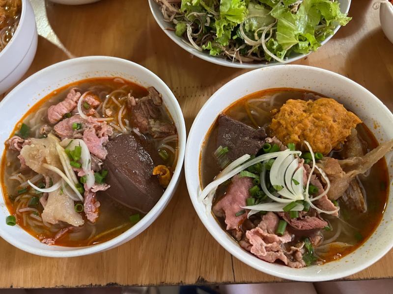 Bún Bò Mệ Kéo