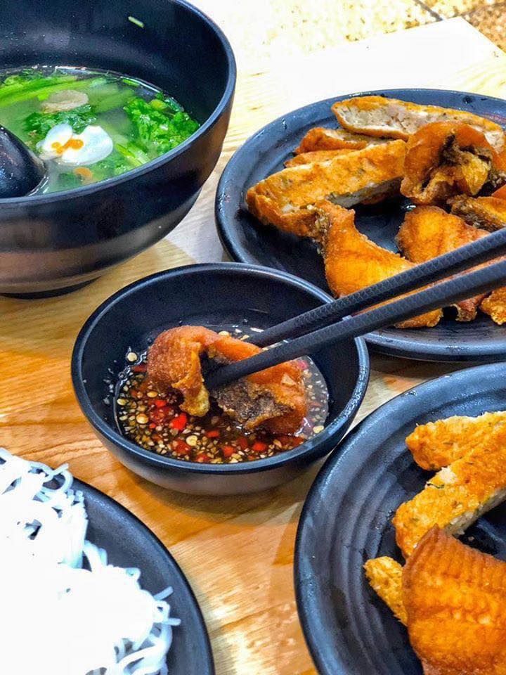 Bún cá chấm CCG