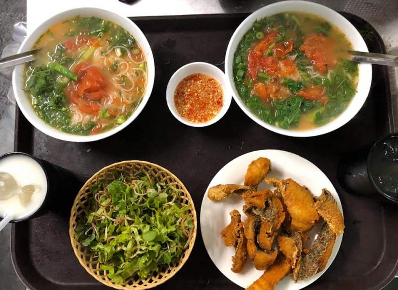 ﻿﻿Bún cá chấm Hạnh Béo