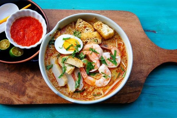 Bún cá chua cay Assam Laksa
