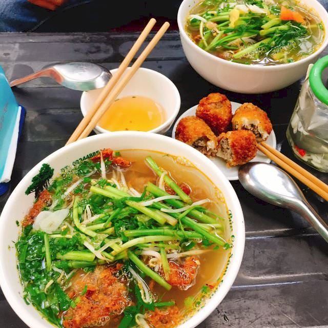 Bún cá Long Phương