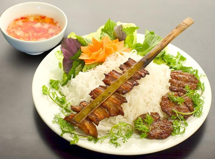 Bún chả Nam Định thơm ngon, bổ dưỡng