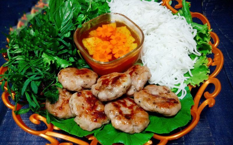 Bún chả