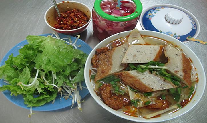 Bún chả cá Bà Hoa