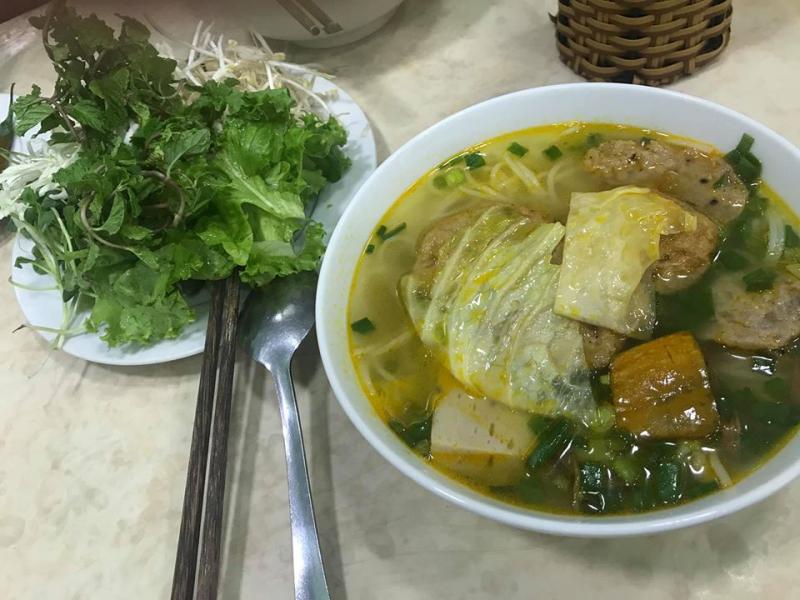 Bún chả cá ông Tạ
