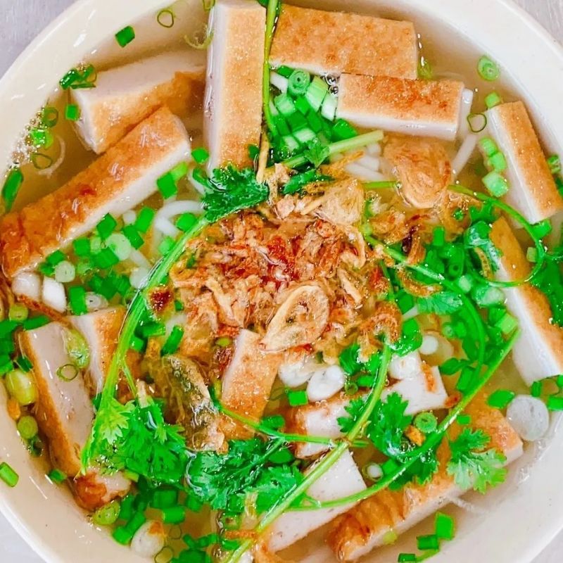Bún chả cá sứa Thái Lệ