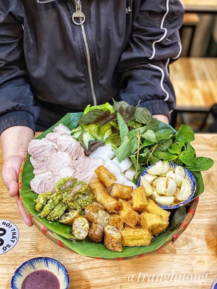 Bún đậu Hai chị em
