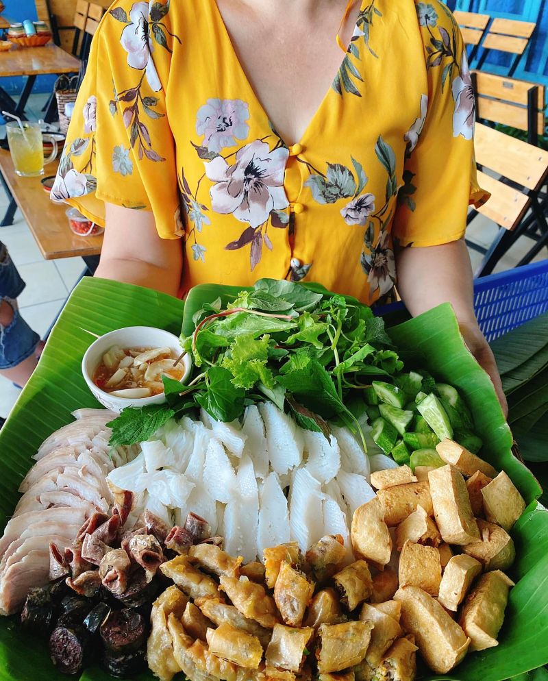 Bún đậu Hồng Nhung