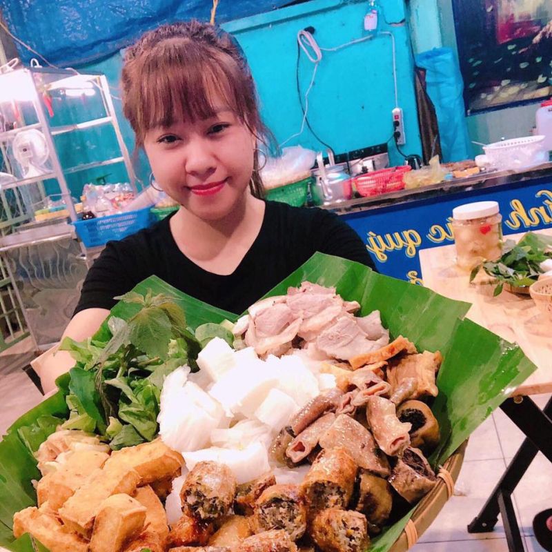 Bún đậu Hồng Nhung