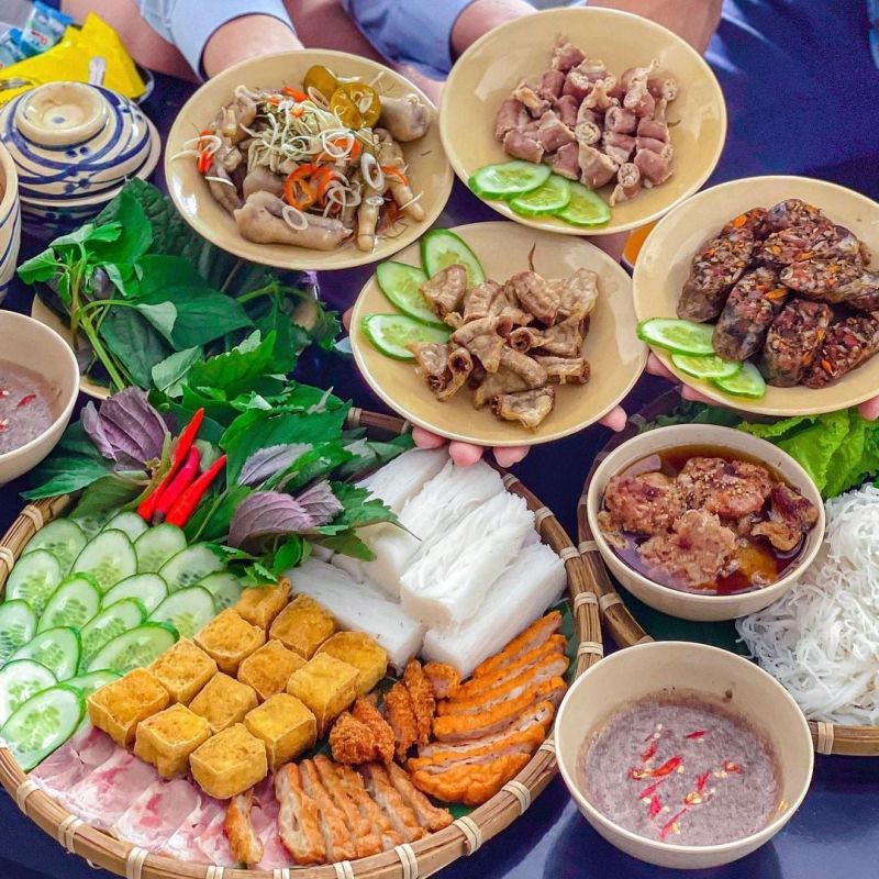 Bún Đậu Mắm Tôm Bé Gạo