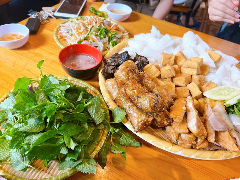 Bún Đậu Mẹt Linh