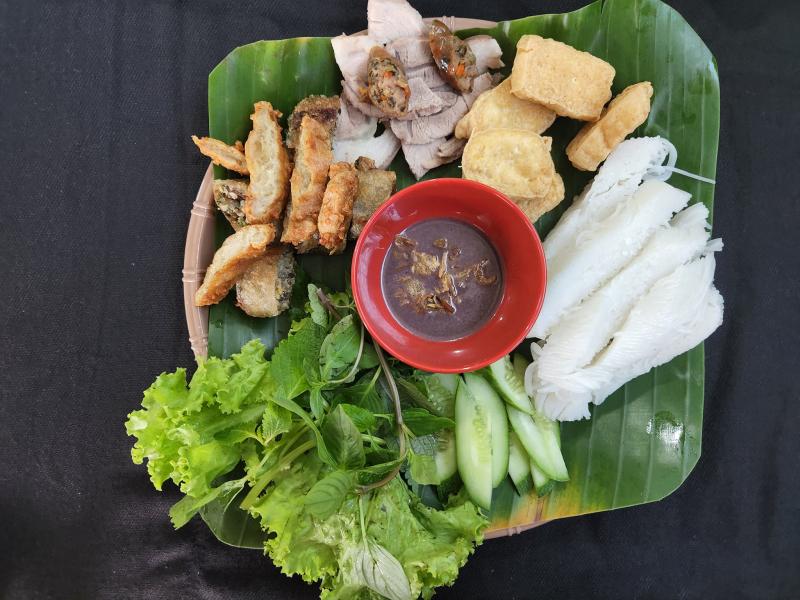 Bún Đậu Chị Hai Năm Tấn